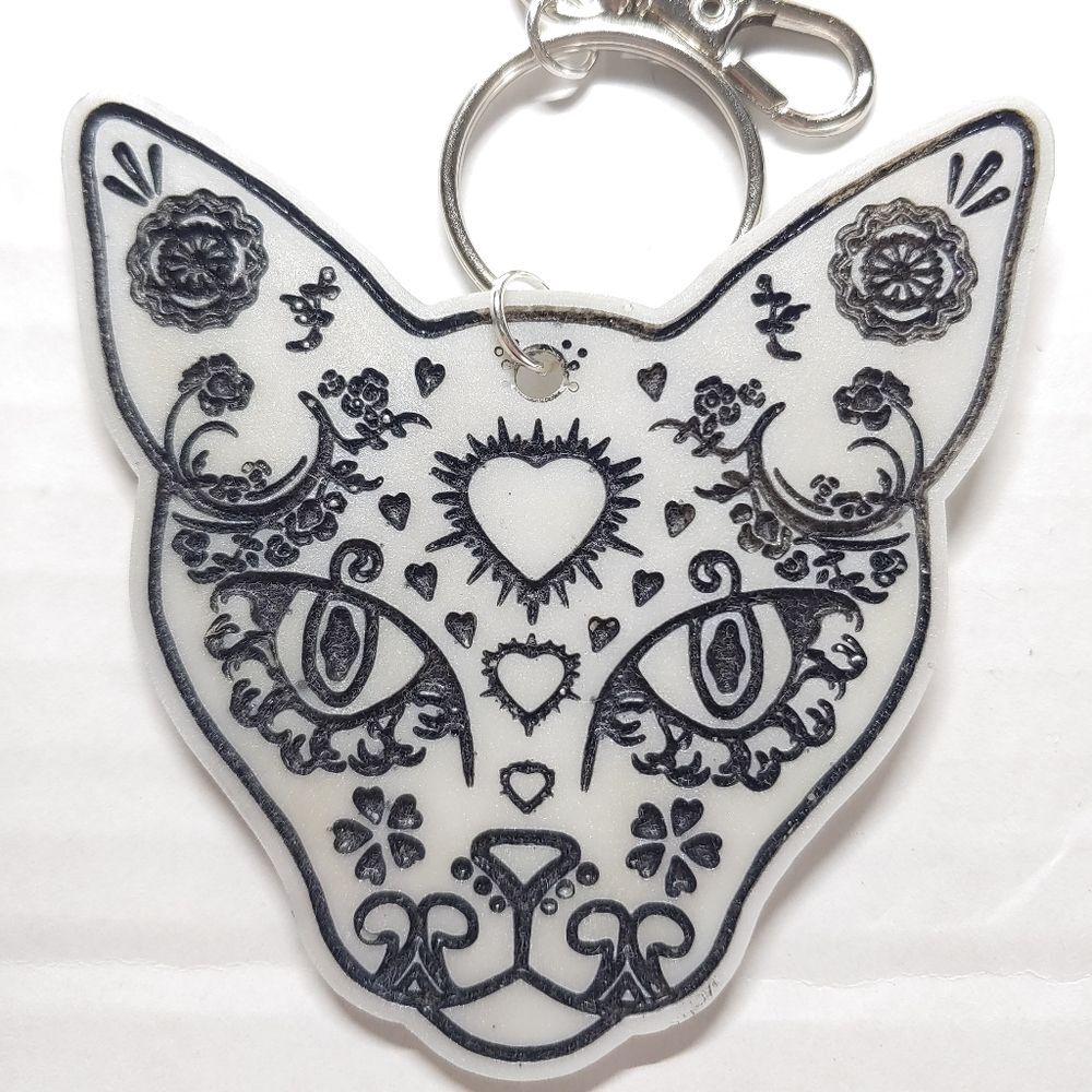 Keychain White Cat Sugar Skull